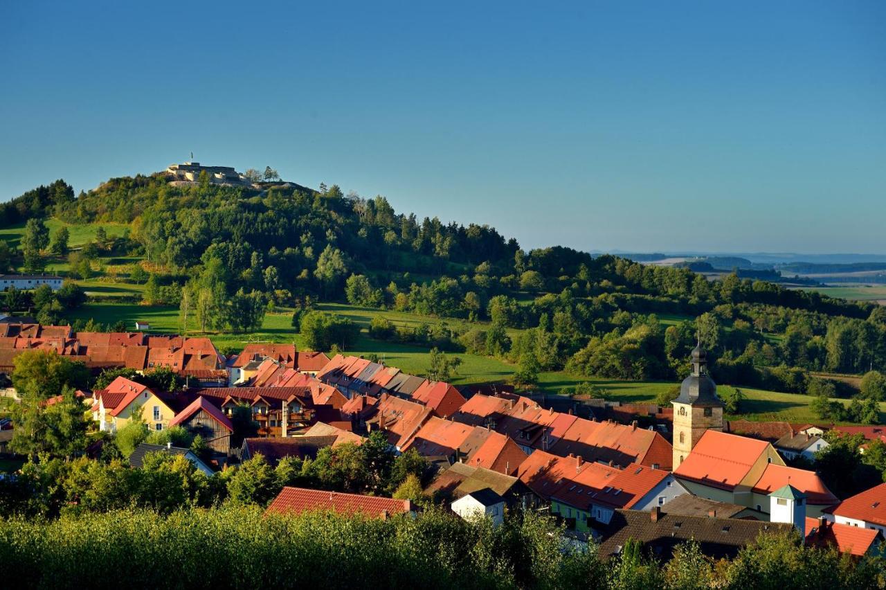 Landgasthof Zum Hirschen Hotel Kemnath Kültér fotó